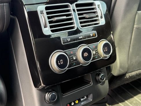 Used 2015 Land Rover Range Rover Supercharged AWD/4WD image 20