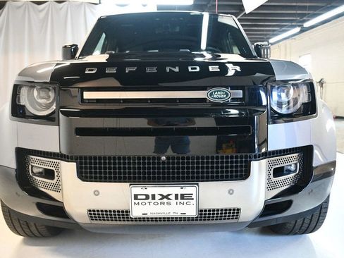 Used 2023 Land Rover Defender 110 X image 12