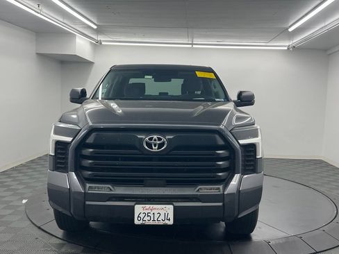 Used 2023 Toyota Tundra SR5 w/ SR5 Convenience Package AWD/4WD image 6
