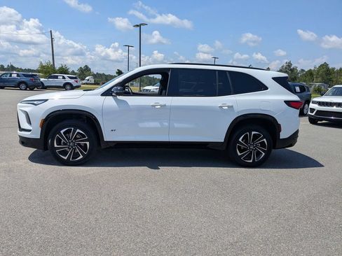 Used 2026 Buick Enclave Sport Touring FWD image 7