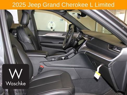 Used 2025 Jeep Grand Cherokee L Limited w/ Trailer Tow Package image 24