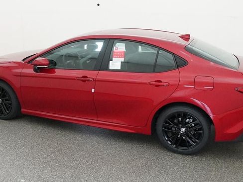 New 2026 Toyota Camry SE FWD image 4