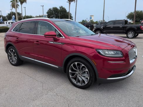 Used 2021 Lincoln Nautilus Reserve FWD image 2