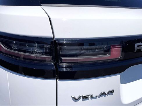 Used 2026 Land Rover Range Rover Velar S AWD/4WD image 29