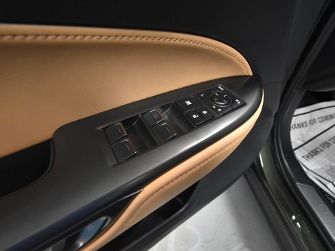 Used 2022 Lexus NX 250 AWD image 5