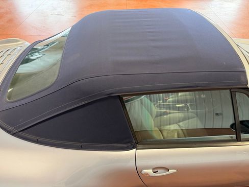 Used 1996 Porsche 911 Cabriolet image 13