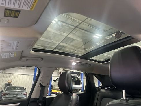 Used 2020 Ford Escape SEL AWD/4WD image 20