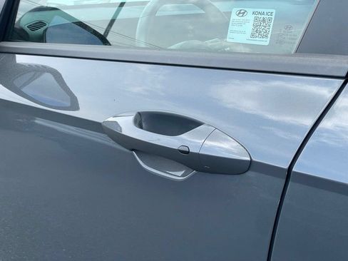 Used 2025 Hyundai Kona SEL AWD/4WD image 28