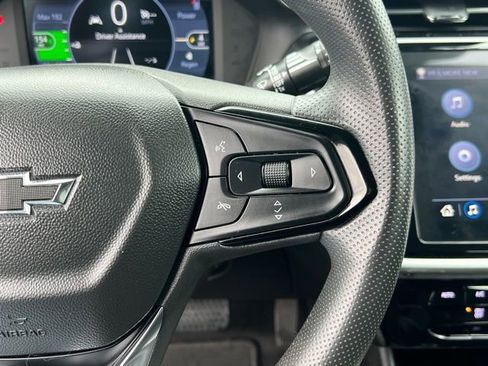 Used 2022 Chevrolet Bolt EUV LT image 22