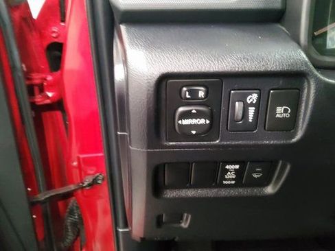 Used 2022 Toyota 4Runner TRD Off-Road Premium image 26