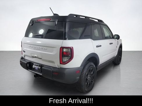 Used 2025 Ford Bronco Sport Badlands w/ Badlands Tech Package AWD/4WD image 3