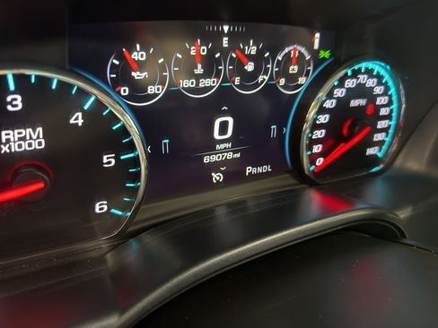 Used 2018 GMC Sierra 1500 Denali w/ Denali Ultimate Package AWD/4WD image 7