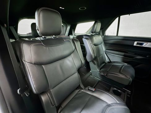 Used 2020 Ford Explorer ST w/ Premium Technology Package AWD/4WD image 27