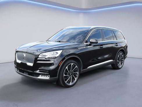 Certified 2023 Lincoln Aviator Reserve w/ Equipment Group 201A AWD/4WD image 8