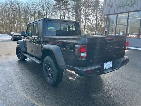 New 2026 Jeep Gladiator Sport image 7