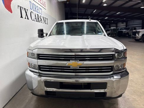 Used 2018 Chevrolet Silverado 2500 W/T w/ WT Convenience Package AWD/4WD image 2
