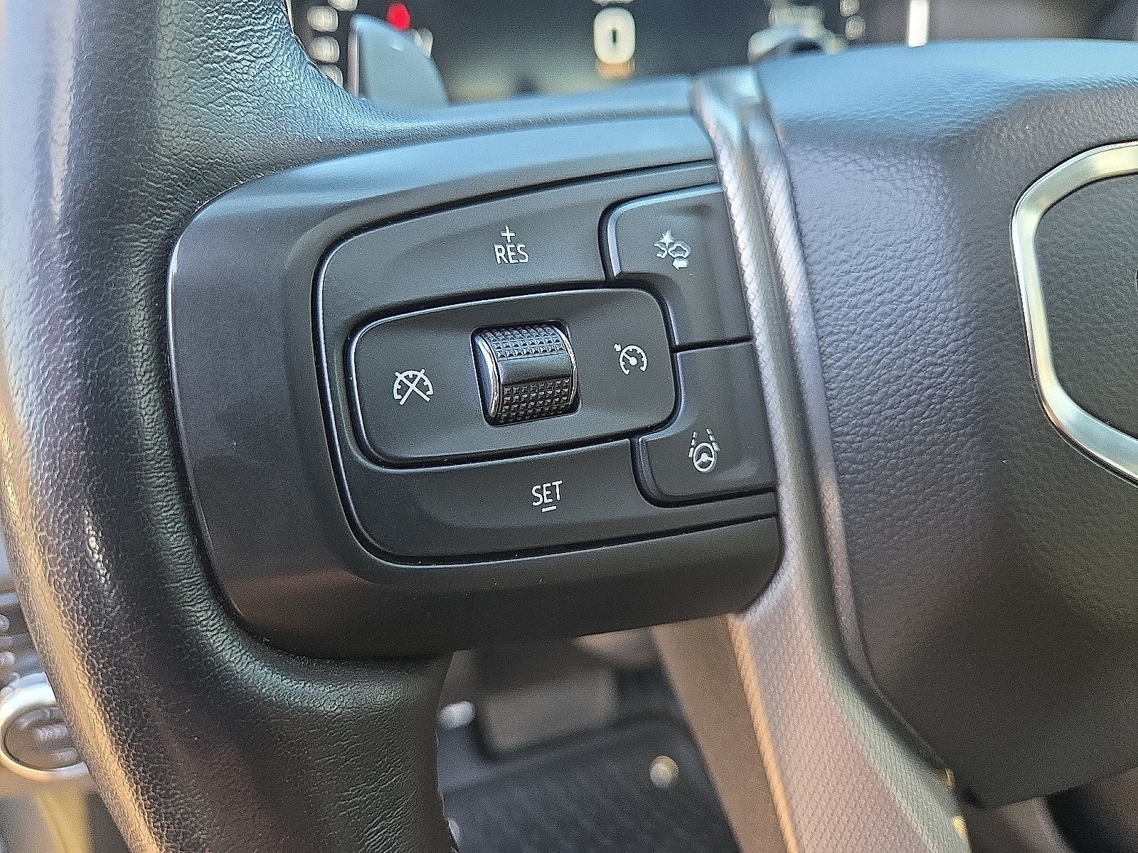 Used 2023 GMC Sierra 1500 Denali AWD/4WD image 12
