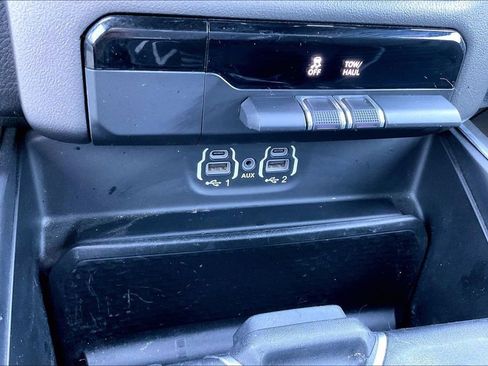 Used 2020 RAM 1500 Big Horn image 32