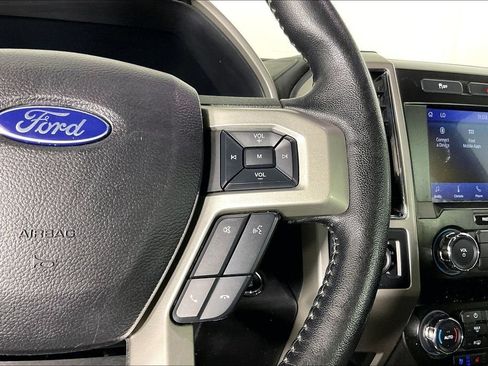 Used 2020 Ford F150 Lariat AWD/4WD image 23