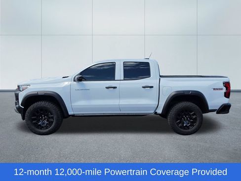 Used 2026 Chevrolet Colorado Trail Boss AWD/4WD image 2