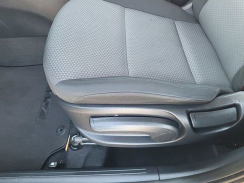 Used 2024 Kia Soul LX w/ Option Group 015 FWD image 25