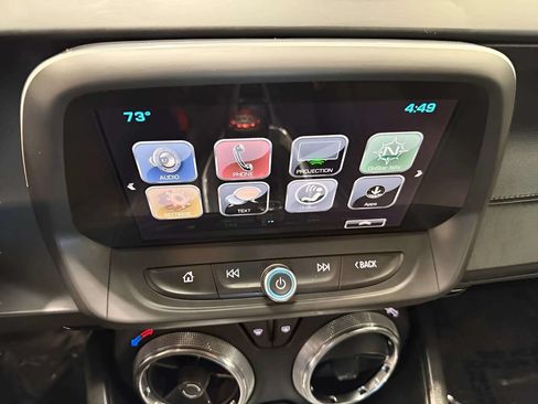 Used 2018 Chevrolet Camaro SS RWD image 23