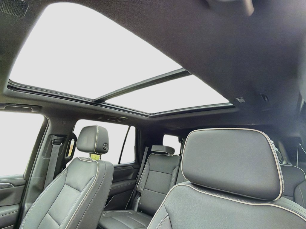 Used 2023 GMC Yukon SLT w/ SLT Premium Package AWD/4WD image 25