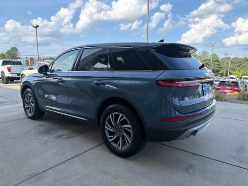 Used 2023 Lincoln Corsair FWD w/ Equipment Group 101A image 5