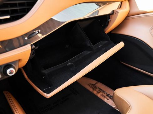 Used 2020 Ferrari F8 Tributo image 82