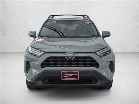 Used 2022 Toyota RAV4 XLE FWD image 2