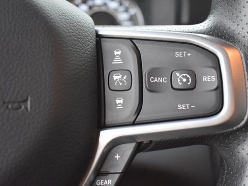 Used 2025 RAM 1500 Warlock AWD/4WD image 20