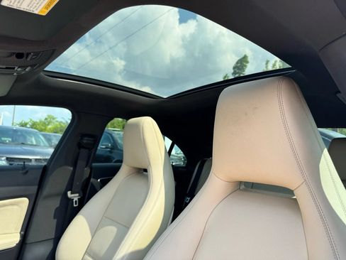Used 2014 Mercedes-Benz CLA 250 4MATIC image 8