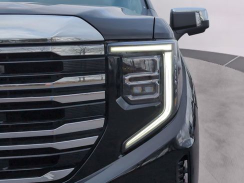 New 2026 GMC Sierra 1500 SLT w/ SLT Premium Package image 12