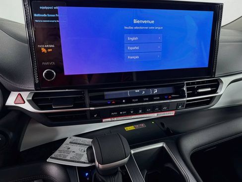 New 2026 Toyota Sienna XLE FWD image 18