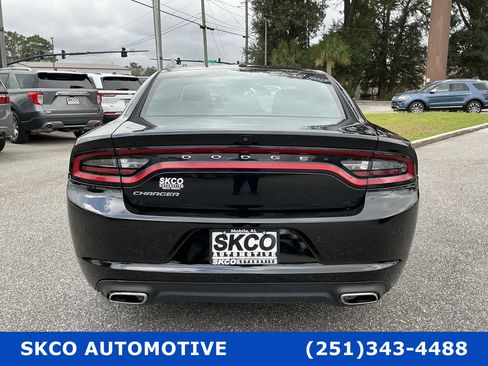Used 2022 Dodge Charger SXT image 4