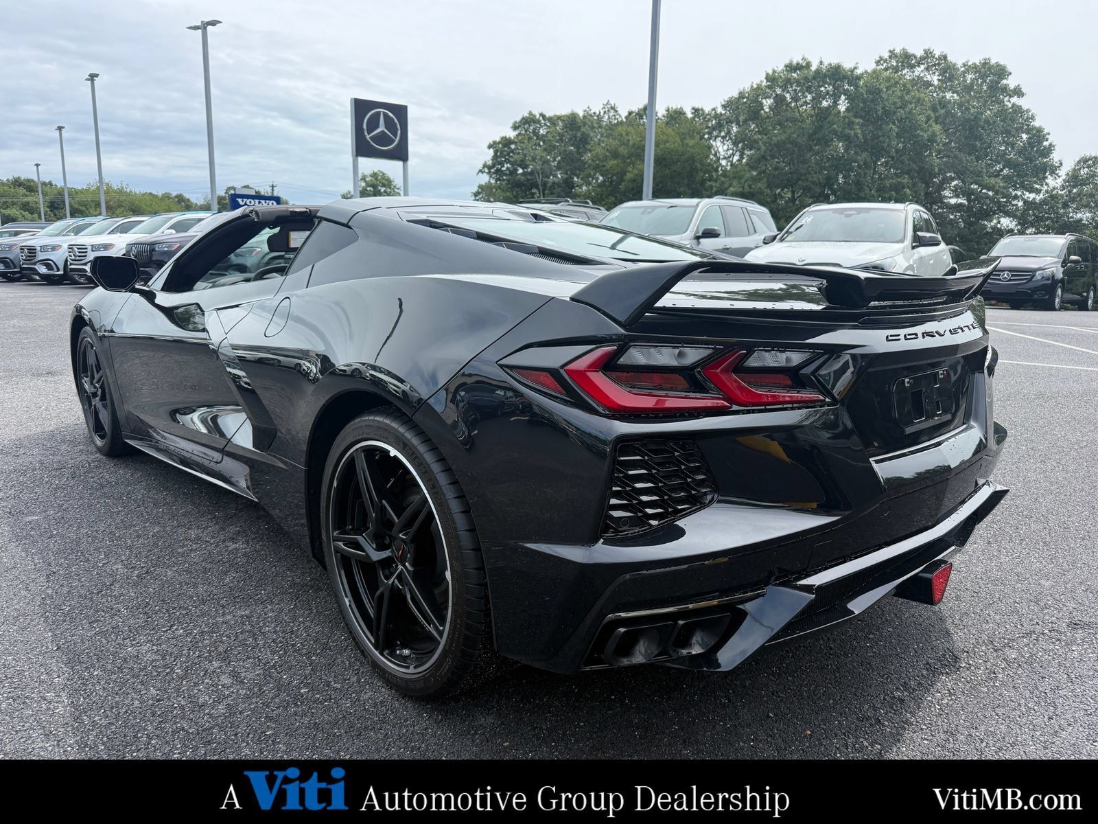Used 2024 Chevrolet Corvette Stingray Preferred Cpe w/ Z51 Performance Package RWD image 12