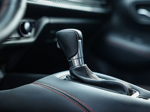 Used 2025 Honda HR-V Sport image 28