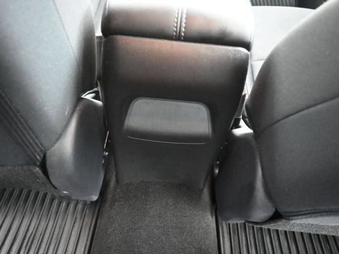 Used 2024 Nissan Sentra S FWD image 17