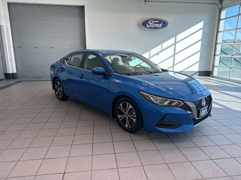 Used 2020 Nissan Sentra SV image 1