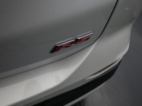 Used 2023 Chevrolet Equinox RS image 40