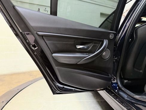 Used 2018 BMW M3 image 16