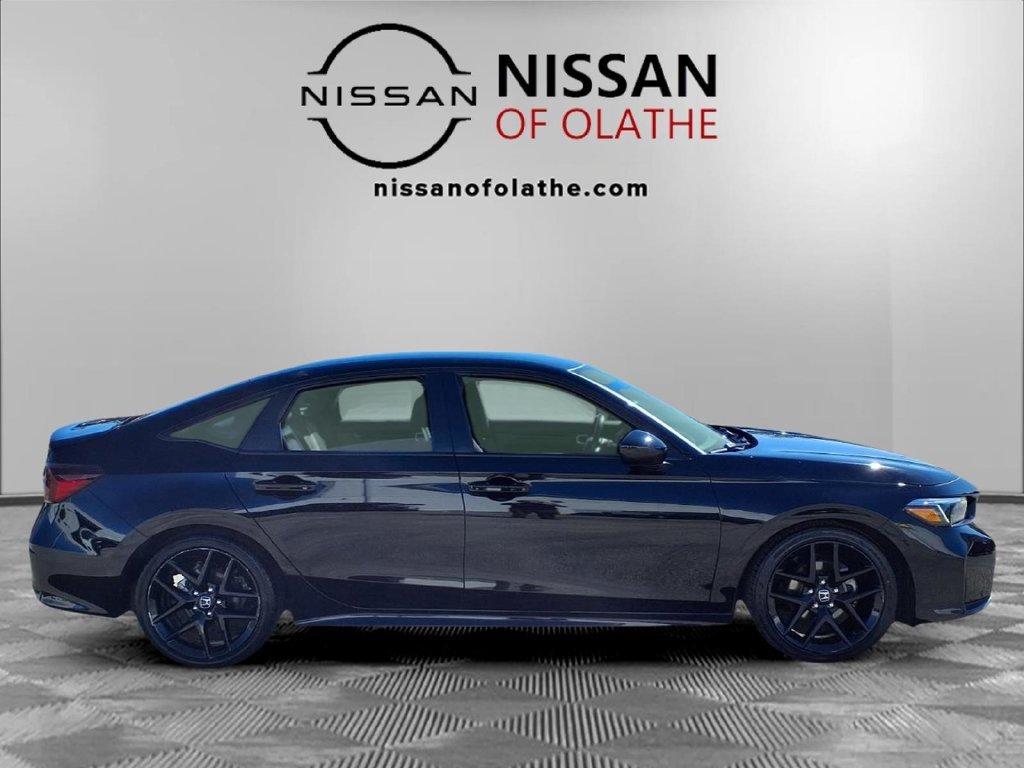 Used 2025 Honda Civic Sport image 29