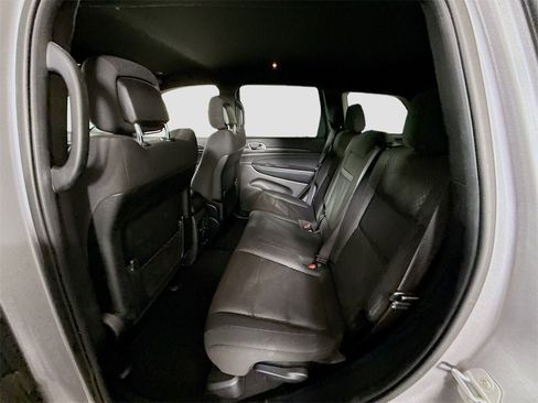 Used 2019 Jeep Grand Cherokee Laredo w/ Security & Convenience Group image 16