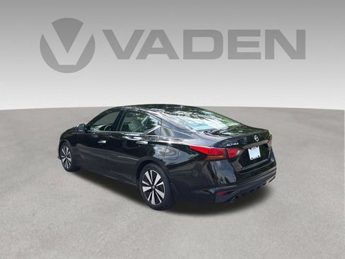 Used 2019 Nissan Altima 2.5 SL FWD image 30