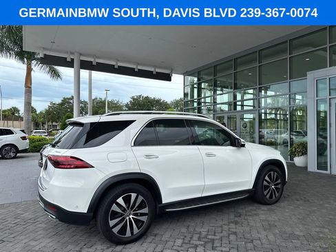 Used 2024 Mercedes-Benz GLE 350 4MATIC image 17