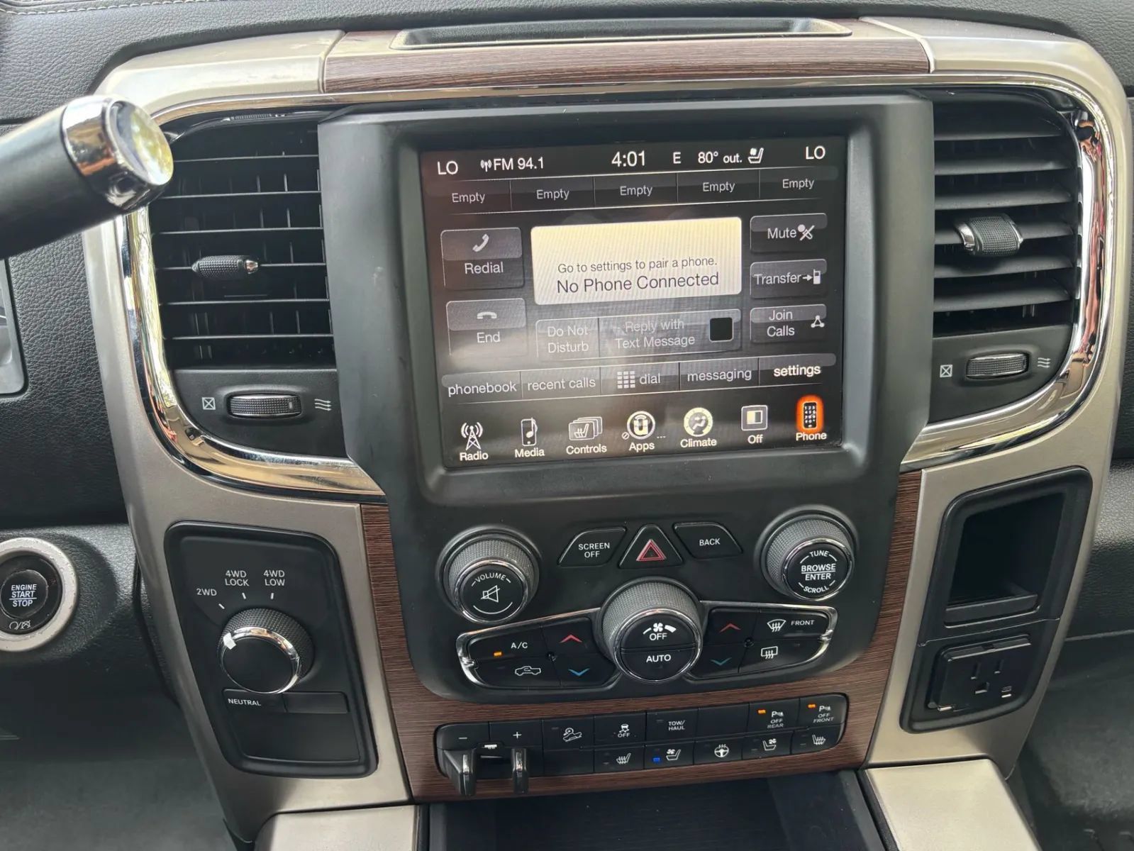 Used 2017 RAM 2500 Laramie w/ Off Road Package AWD/4WD image 25