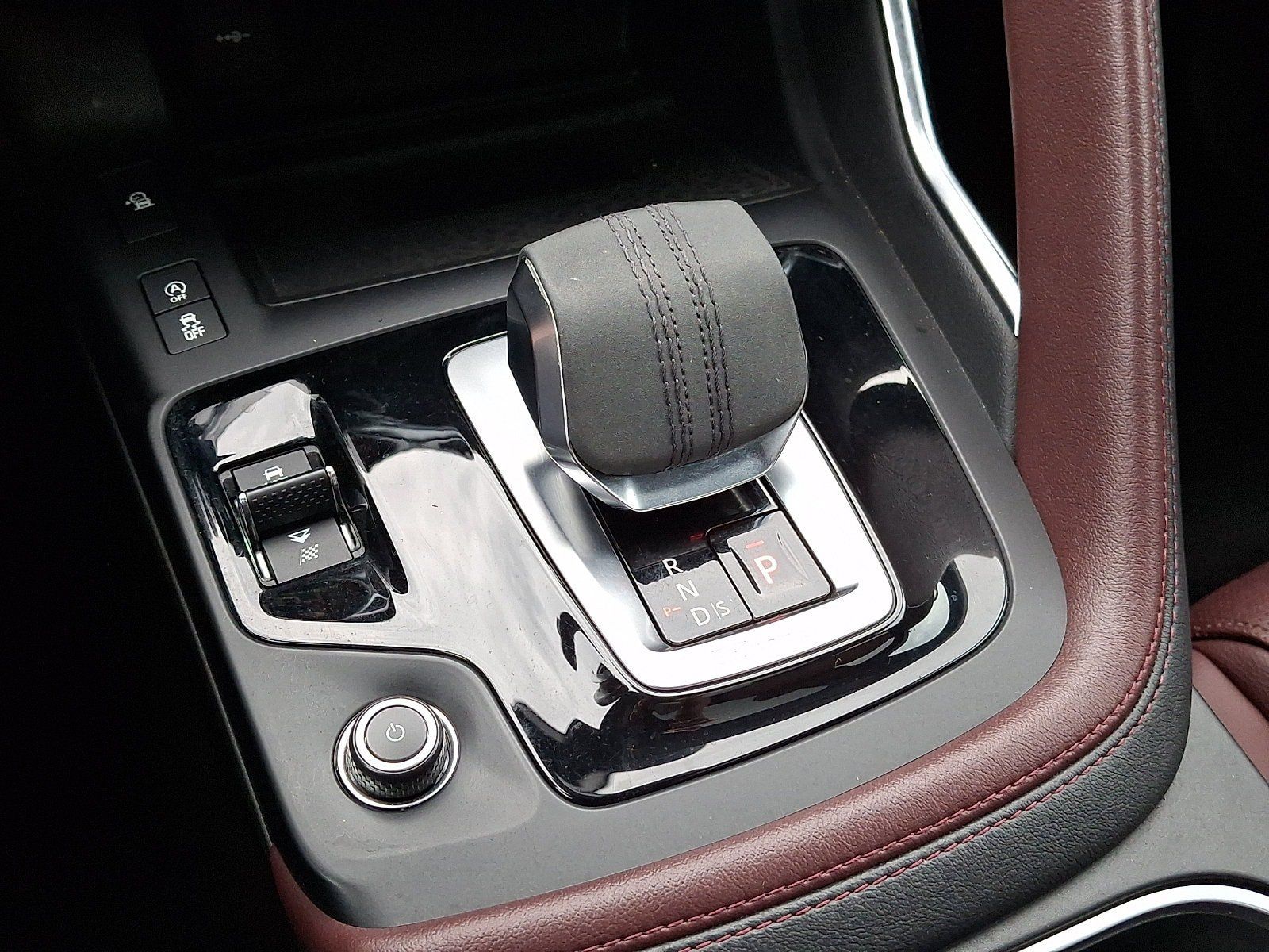 Used 2022 Jaguar E-PACE 300 Sport AWD/4WD image 15