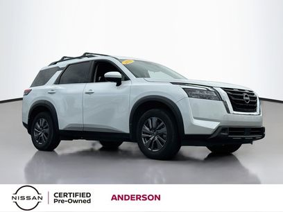 Certified 2025 Nissan Pathfinder SV