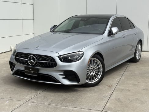 Used 2021 Mercedes-Benz E 350 Sedan image 2