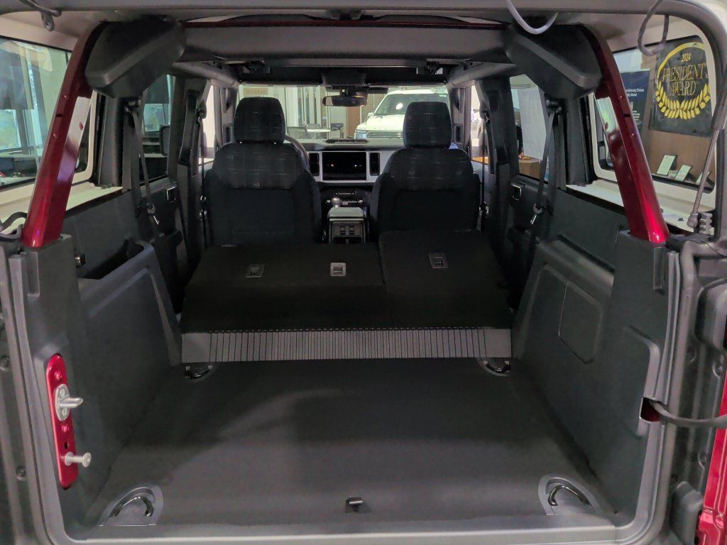 New 2026 Ford Bronco Heritage Edition AWD/4WD image 36